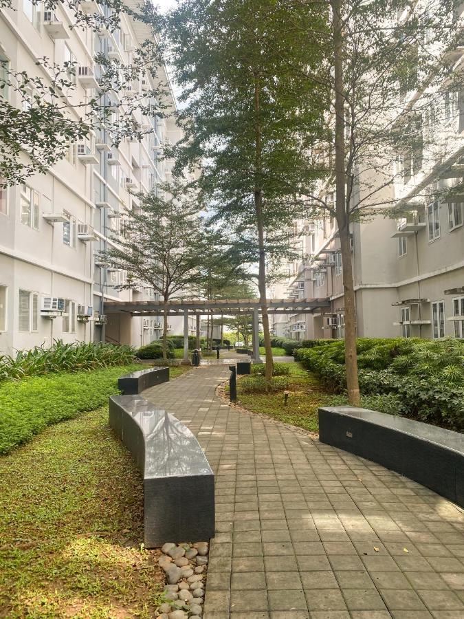 Agape Rentals In Trees Residences Caloocan Exteriér fotografie